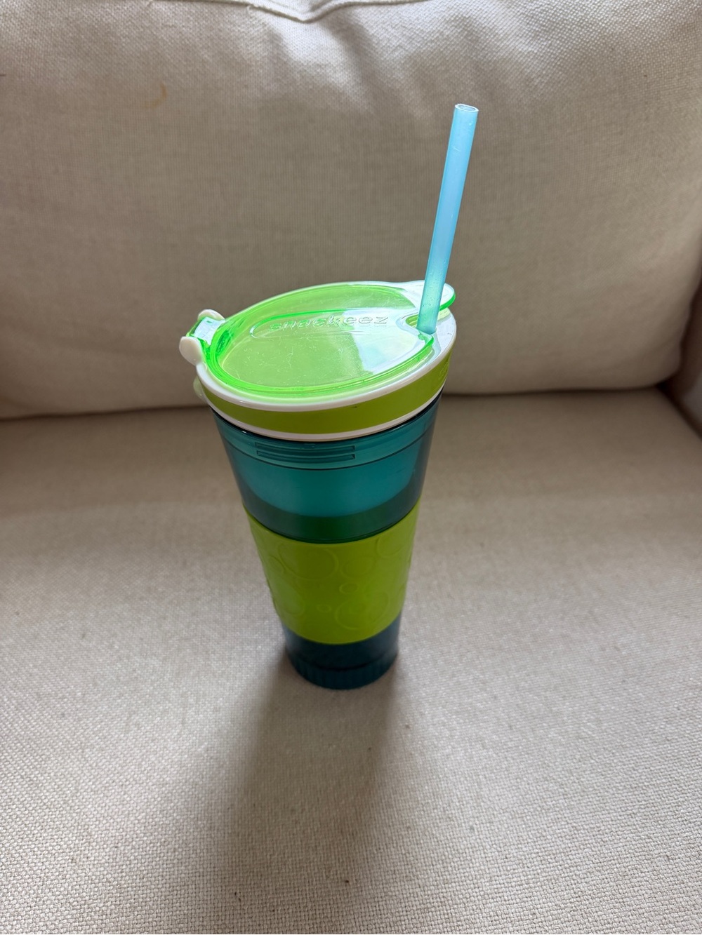 Snackeez 16oz 2 in 1 Snack Cup